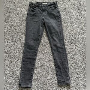 Levi 721 jeans